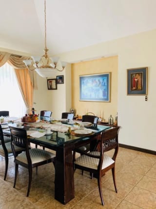 🏠Se vende casa de un nivel con hermoso jardín, en Casa y Campo, Carretera a El Salvador — Casa en Venta en Carretera a El Salvador, Guatemala, Ciudad — miniatura 5 de 17