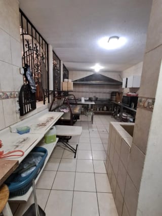 Venta de Negocio en funcionamiento/Café Restaurante — Casa en Venta en Zona 1, Guatemala, Ciudad — miniatura 1 de 16