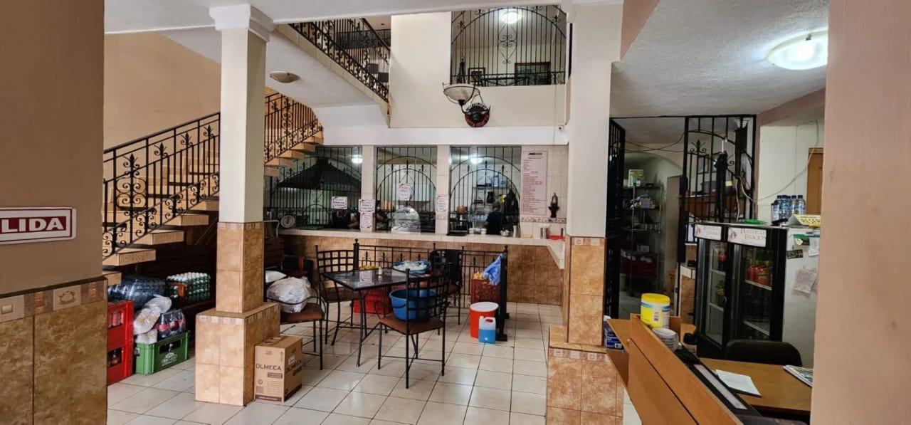 Venta de Negocio en funcionamiento/Café Restaurante — Casa en Venta en Zona 1, Guatemala, Ciudad — foto 6 de 16