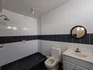 Casa en VENTA CONDOMINIO PANORAMA San Cristóbal ideal para fundación u oficinas — Casa en Venta en Zona 8 Mixco, Guatemala, Ciudad — miniatura 9 de 16