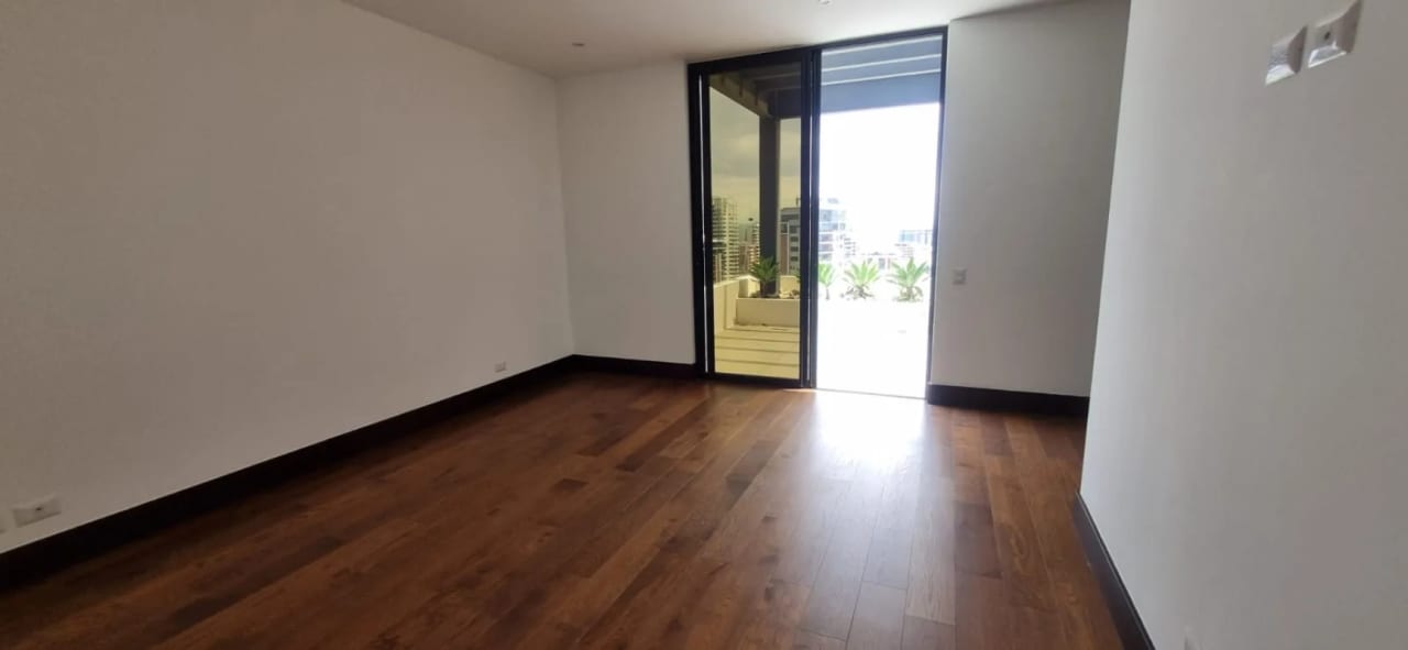 Alquiler de Apartamento Zona 14 Con espectaculares Vistas — Apartamento en Alquiler en Vistana, Zona 14, Guatemala, Ciudad — foto 13 de 16