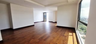Alquiler de Apartamento Zona 14 Con espectaculares Vistas — Apartamento en Alquiler en Vistana, Zona 14, Guatemala, Ciudad — miniatura 4 de 16