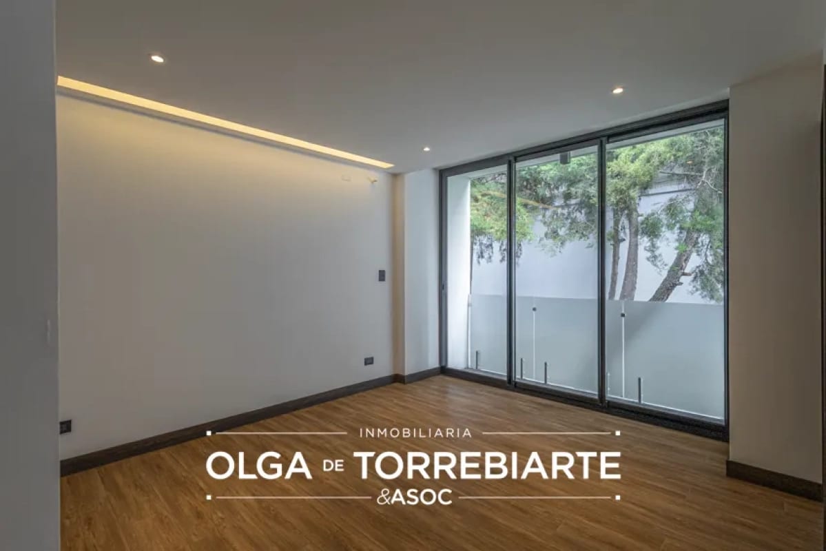 Casa en Condominio La Herradura, Zona 13 — Casa en Venta en Zona 13, Guatemala, Ciudad — foto 2 de 17