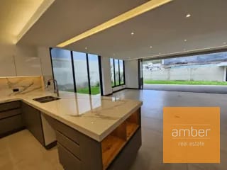 Casa en Zona 13 — Casa en Venta en Zona 13, Guatemala, Ciudad — miniatura 1 de 14