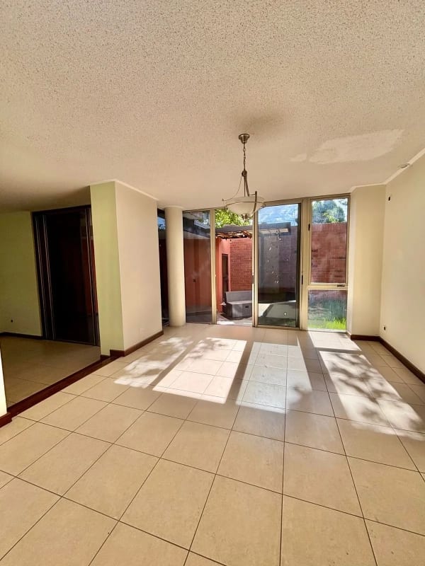 Venta de Casa -Villas de Jacarandas de Cayalà, Zona 16- — Casa en Venta en Jacarandas de Cayalá, Zona 16, Guatemala, Ciudad — foto 6 de 15