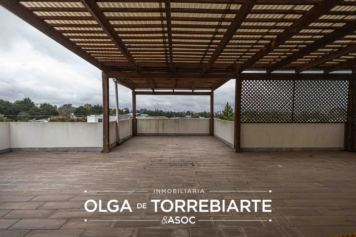 Casa en Campos de San Isidro, Zona 16 — Casa en Venta en Campos de San Isidro II, Zona 16, Guatemala, Ciudad — foto 15 de 17