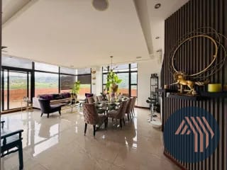 Alquiler de Penthouse con Amplia Terraza - Catalonia, Zona 15 — Apartamento en Alquiler en Catalonia, Zona 15, Guatemala, Ciudad — miniatura 1 de 17