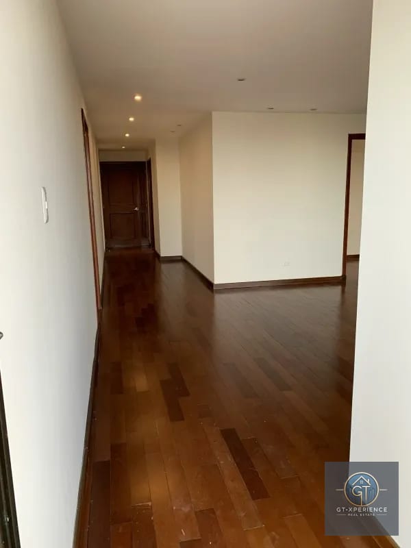 Lindo y amplio apartamento en Tiffany II, Zona 10 — Apartamento en Venta en Tiffany II, Zona 10, Guatemala, Ciudad — foto 4 de 17