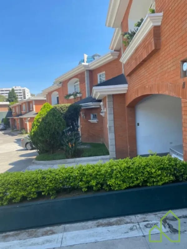 En Venta Linda Casa en Jardines de Vista Hermosa, VHII, zona 15 — Casa en Venta en Zona 15, Guatemala, Ciudad — foto 3 de 11
