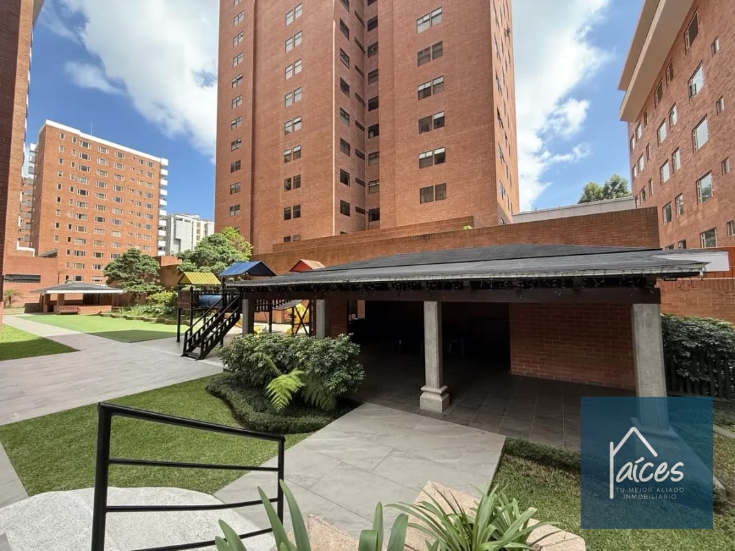 Apartamento en venta SAN IGNACIO Zona 10 (D) — Apartamento en Venta en San Ignacio, Zona 10, Guatemala, Ciudad — foto 5 de 17