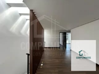 Molie, Casa en Renta Zona 10 — Casa en Alquiler en Zona 10, Guatemala, Ciudad — miniatura 5 de 12