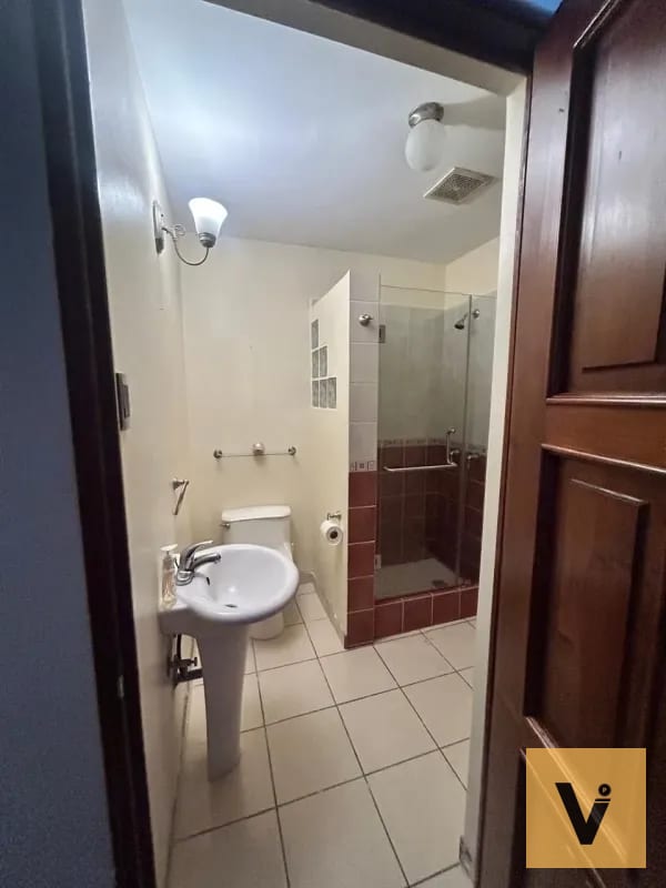 Casa en venta en Vista Hermosa 3. a 1 cuadra de UVG — Casa en Venta en Zona 15, Guatemala, Ciudad — foto 14 de 17
