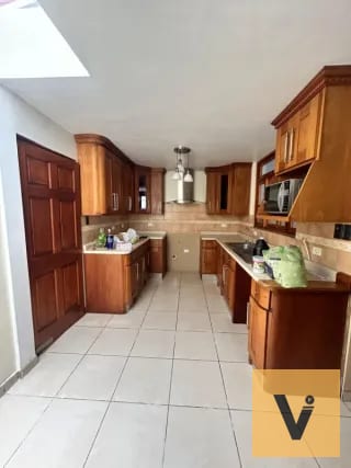 Casa en venta en Vista Hermosa 3. a 1 cuadra de UVG — Casa en Venta en Zona 15, Guatemala, Ciudad — miniatura 8 de 17