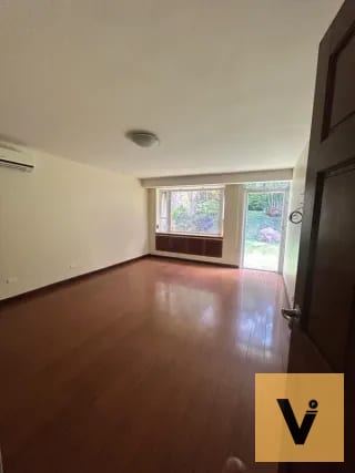 Casa en venta en Vista Hermosa 3. a 1 cuadra de UVG — Casa en Venta en Zona 15, Guatemala, Ciudad — miniatura 2 de 17