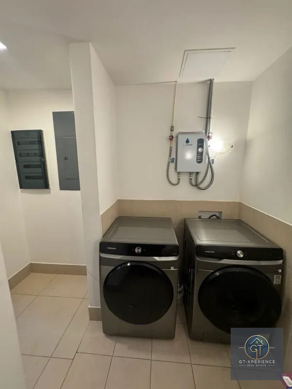 Lindo y amplio apartamento en Edificio Casa Margarita — Apartamento en Alquiler en Casa Margarita, Zona 10, Guatemala, Ciudad — foto 4 de 12