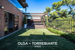 Casa en Antaria Bellas Luces — Casa en Venta en Bellas Luces, Santa Catarina Pinula, Guatemala, Ciudad — miniatura 6 de 17