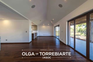 Casa en Antaria Bellas Luces — Casa en Venta en Bellas Luces, Santa Catarina Pinula, Guatemala, Ciudad — miniatura 15 de 17