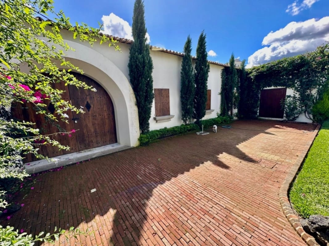 Espectacular casa en venta en Antigua Guatemala — Casa en Venta en Antigua, Sacatepéquez — foto 6 de 13
