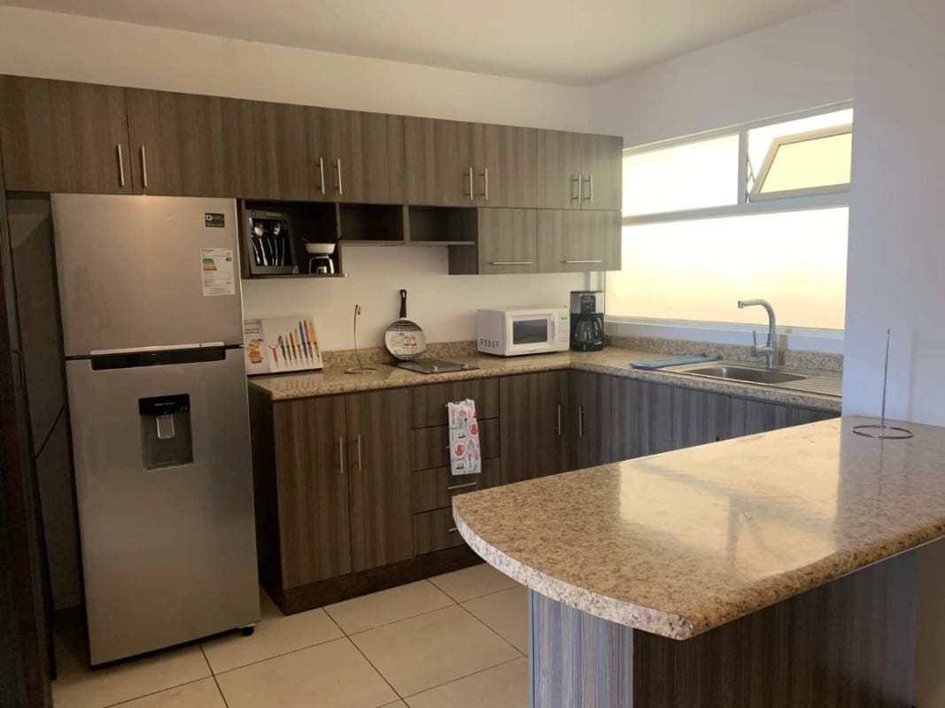 Venta apartamento amueblado 1 Dormitorio | Santa María de Las Charcas (copia) — Apartamento en Alquiler en Santa María de Las Charcas, Zona 11, Guatemala, Ciudad — foto 1 de 10