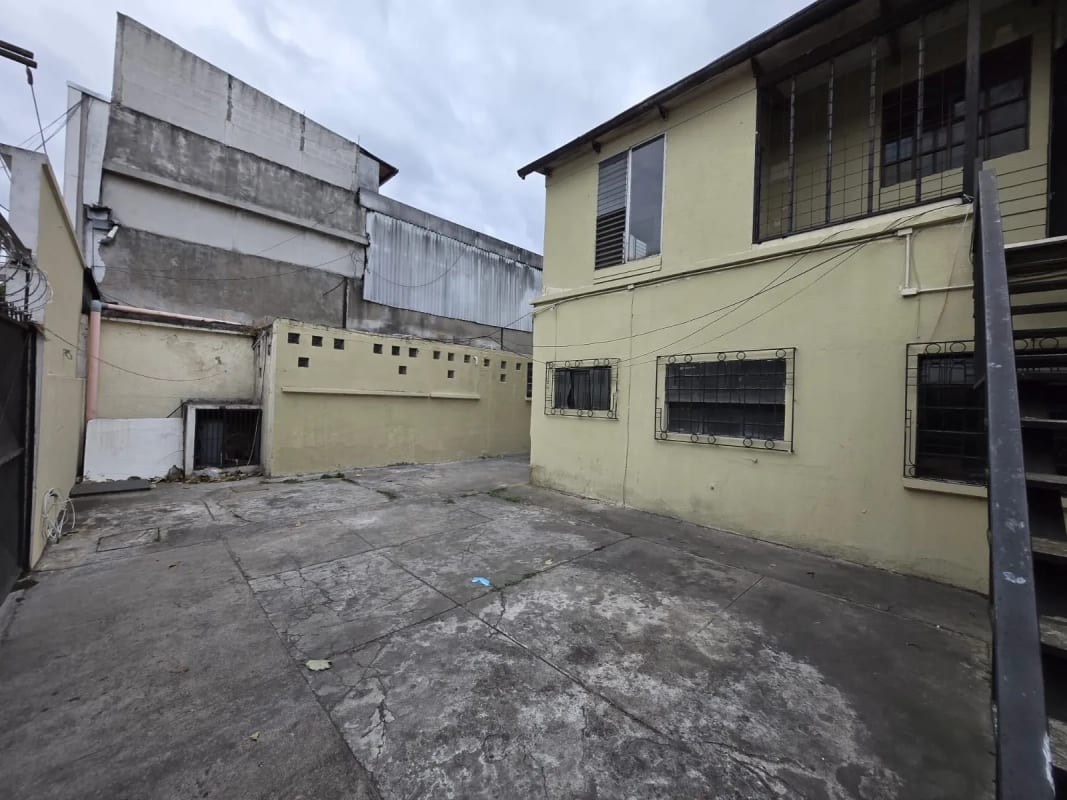 Casa para uso comercial en renta!! Excelente ubicación en zona 9 — Casa en Alquiler en Zona 9, Guatemala, Ciudad — foto 3 de 12