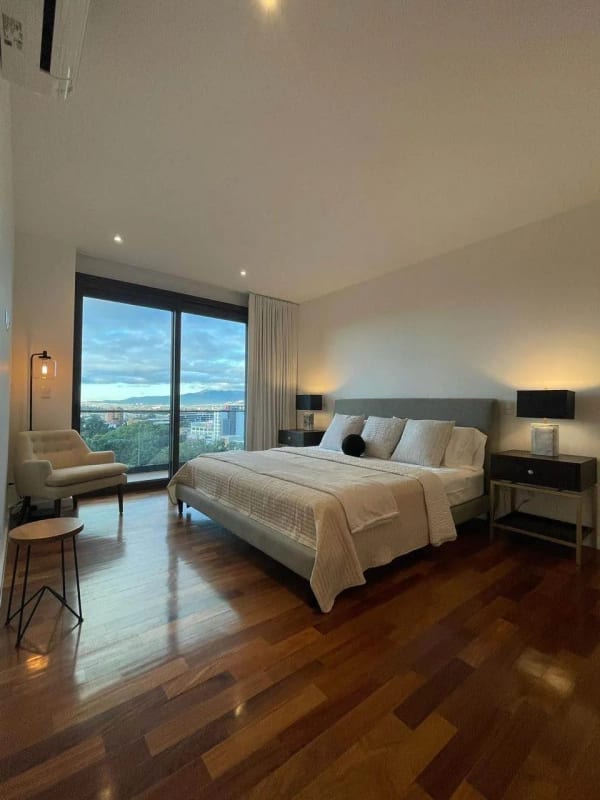 Edificio Lucca Zona 10 — Apartamento en Alquiler en Zona 10, Guatemala, Ciudad — foto 8 de 11