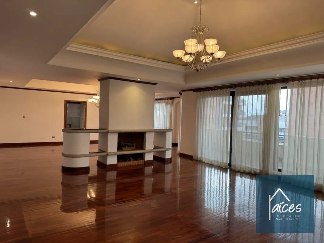 Apartamento PH en venta Zona 10 a una cuadra de La Estación (20) — Apartamento en Venta en Zona 10, Guatemala, Ciudad — foto 1 de 12