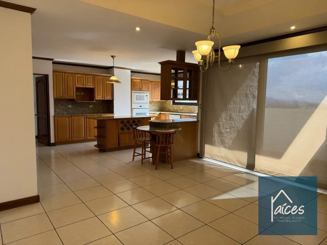 Apartamento PH en venta Zona 10 a una cuadra de La Estación (20) — Apartamento en Venta en Zona 10, Guatemala, Ciudad — foto 10 de 12