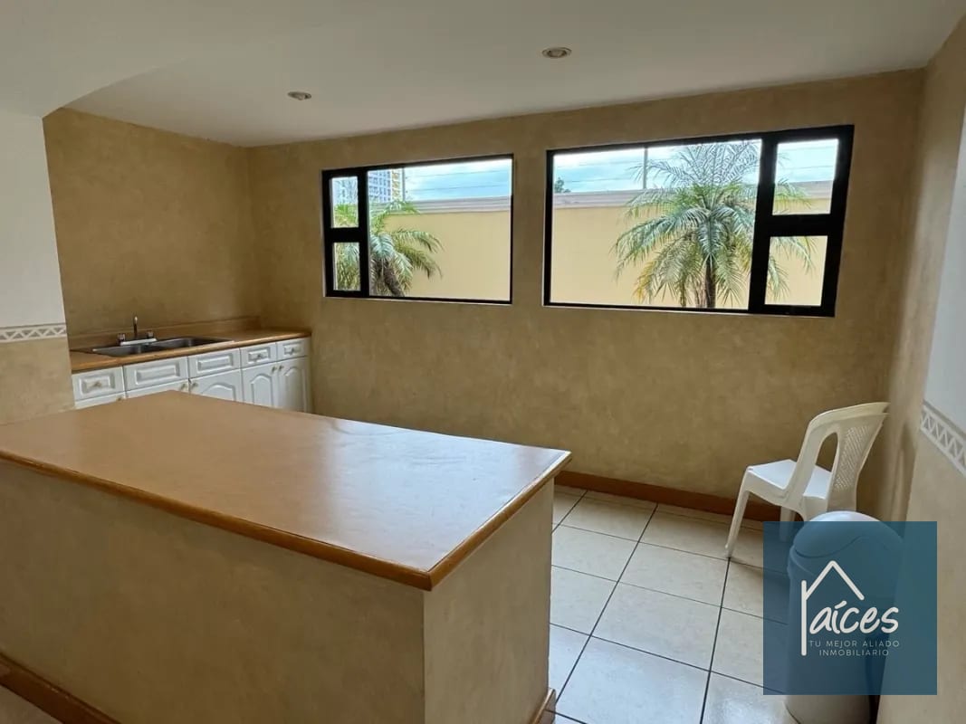 Apartamento PH en venta Zona 10 a una cuadra de La Estación (20) — Apartamento en Venta en Zona 10, Guatemala, Ciudad — foto 6 de 12