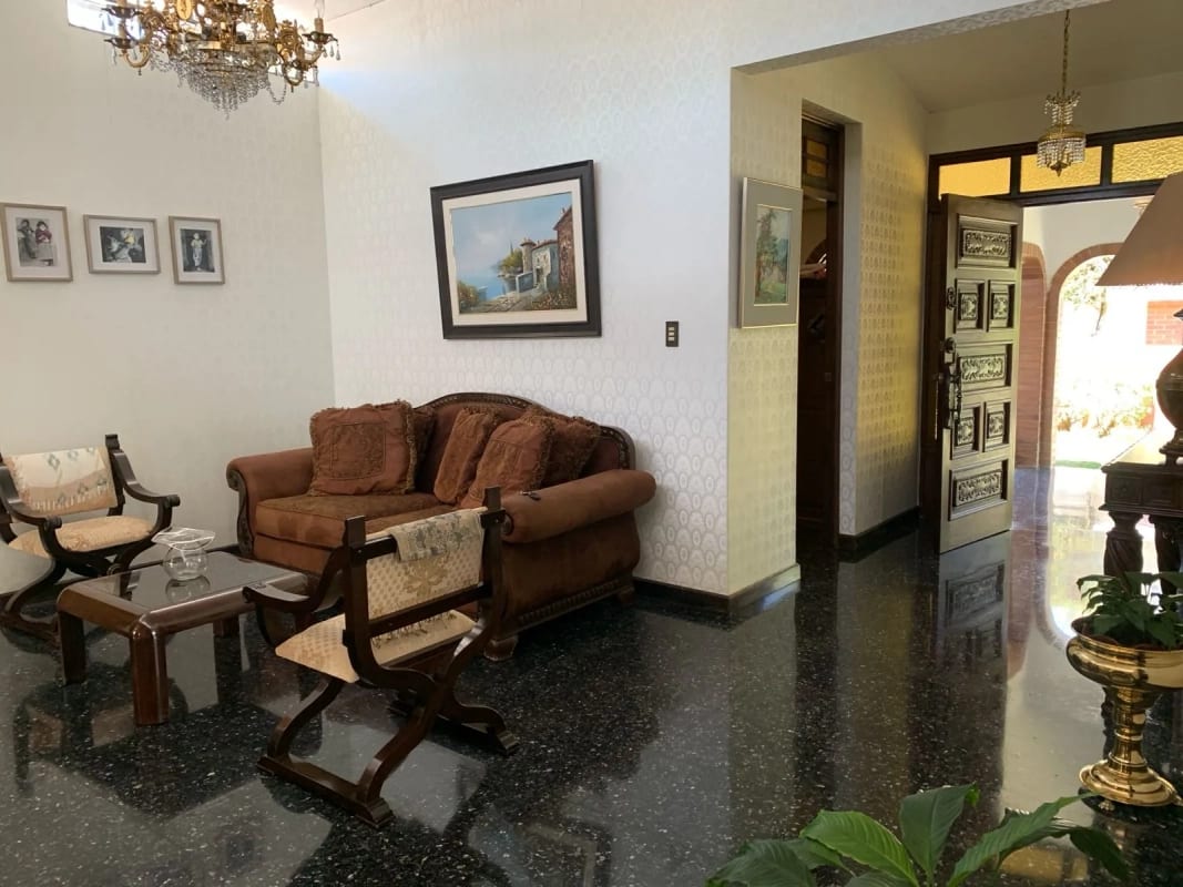 Hermosa Residencia 1 Nivel en Venta Zona 15 — Casa en Venta en Vista Hermosa II, Zona 15, Guatemala, Ciudad — foto 11 de 12