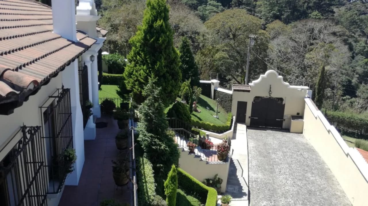 Casa en venta, San Miguel Buenavista (Lo de Ubieto), Km. 8 Carretera a Santa Catarina Pinula — Casa en Venta en Santa Catarina Pinula, Guatemala, Ciudad — foto 1 de 12