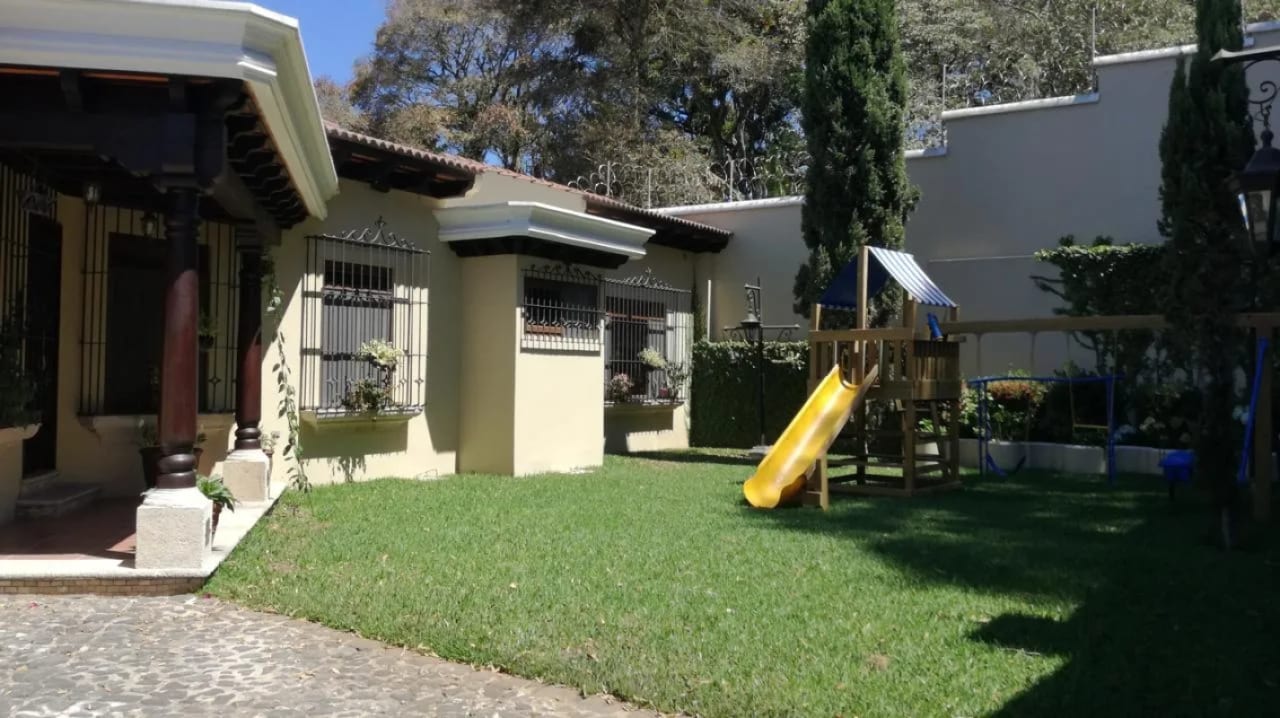 Casa en venta, San Miguel Buenavista (Lo de Ubieto), Km. 8 Carretera a Santa Catarina Pinula — Casa en Venta en Santa Catarina Pinula, Guatemala, Ciudad — foto 3 de 12