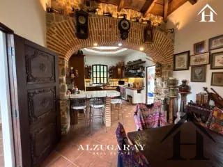 casa espectacular 8,865 Vrs2 San Lucas Sacatepequez — Casa en Venta en San Lucas Sacatepéquez, Sacatepéquez — miniatura 5 de 10