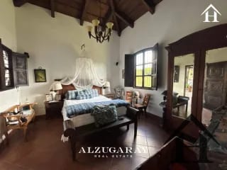 casa espectacular 8,865 Vrs2 San Lucas Sacatepequez — Casa en Venta en San Lucas Sacatepéquez, Sacatepéquez — miniatura 4 de 10