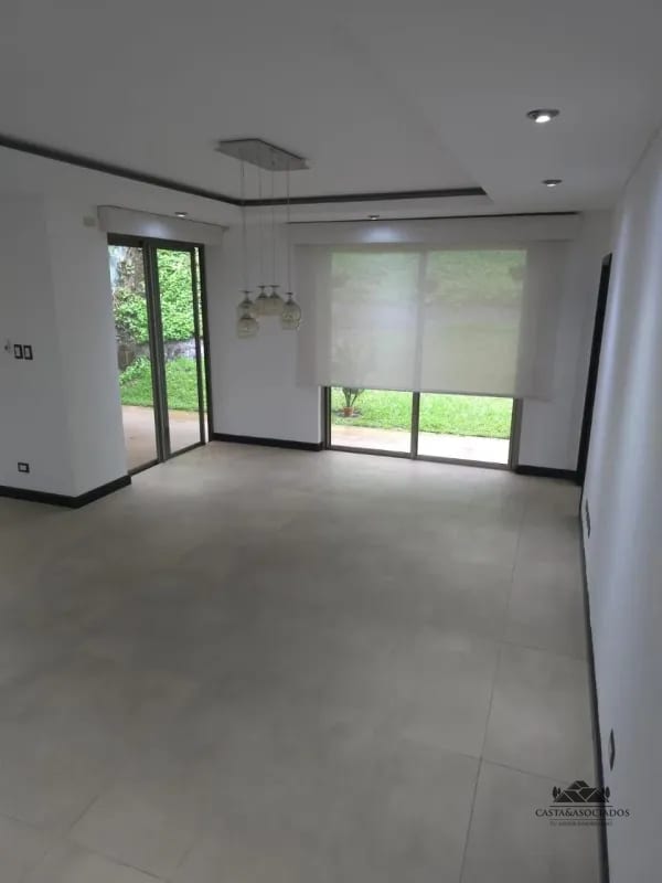 Casa en Venta Muxbal — Casa en Venta en Muxbal, Guatemala, Ciudad — foto 1 de 11