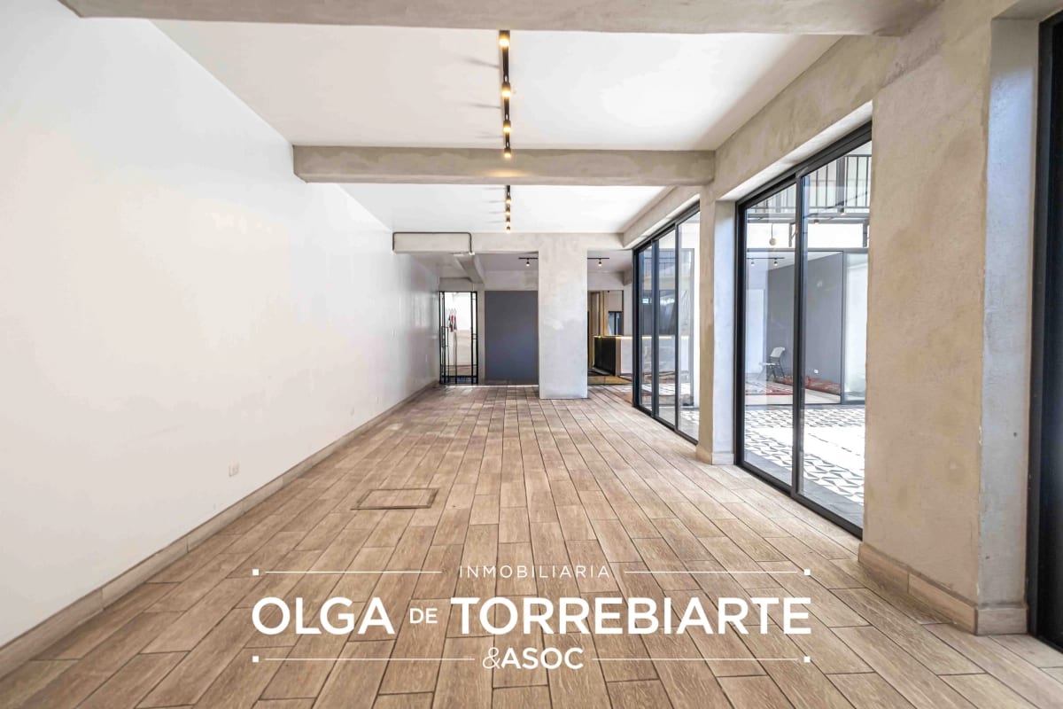 Casa remodelada para oficina en Zona 10 — Casa en Venta en Zona 10, Guatemala, Ciudad — foto 3 de 12