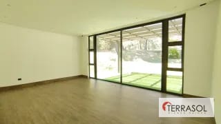 Casa Moderna de Lujo en Venta – Hacienda Nueva Golf Club — Casa en Venta en Hacienda Nueva, San José Pinula, Guatemala, Ciudad — miniatura 7 de 16
