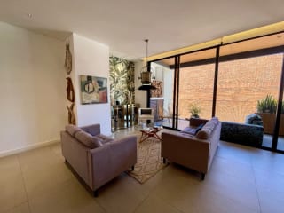 Apartamento Venta Zona 10,EDIFICIO Exclusivo Maranta Oakland , 2 Dormitorios, Sala Familiar, 2 Parqueos , Bodega + Dormitorio de Servicio $550,000 + Impuestos — Apartamento en Venta en Zona 10, Guatemala, Ciudad — miniatura 5 de 17