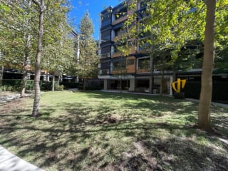 Apartamento Venta Zona 10,EDIFICIO Exclusivo Maranta Oakland , 2 Dormitorios, Sala Familiar, 2 Parqueos , Bodega + Dormitorio de Servicio $550,000 + Impuestos — Apartamento en Venta en Zona 10, Guatemala, Ciudad — miniatura 2 de 17