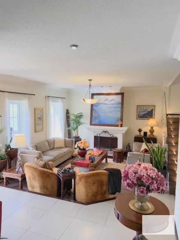 Casa en venta en residencial Jardines de San Isidro zona 16 — Casa en Venta en Jardines de San Isidro, Zona 16, Guatemala, Ciudad — foto 12 de 12