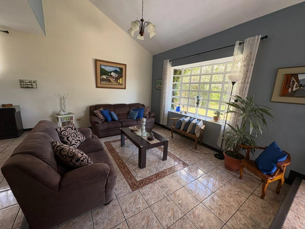 Casa de 1 nivel en venta San Cristobal — Casa en Venta en Zona 8 Mixco, Guatemala, Ciudad — foto 10 de 17