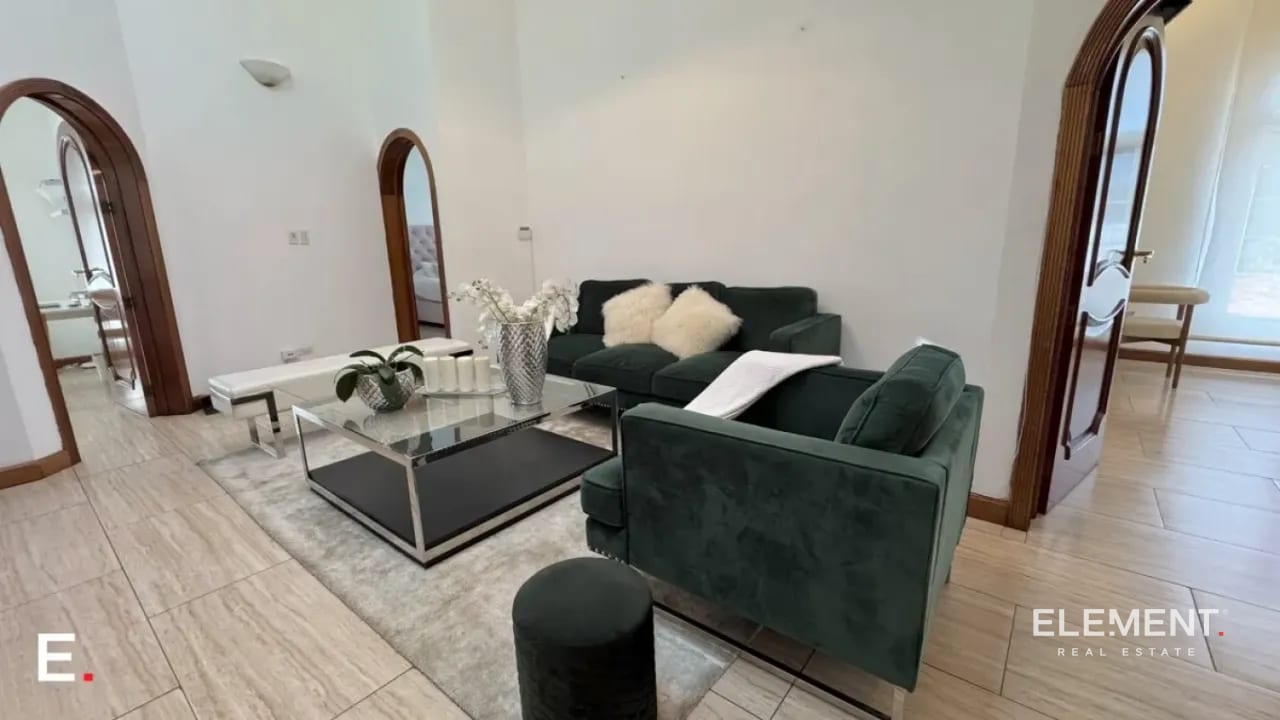 Casa en venta y renta - Villas del pinar, km 19.4 CES — Casa en Venta en Villas del Pinar, Carretera a El Salvador, Guatemala, Ciudad — foto 1 de 13