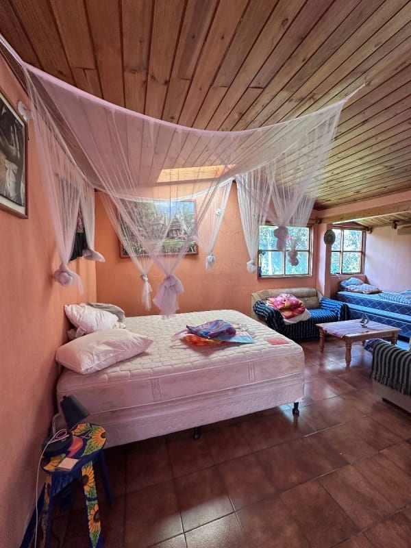 Panajachel propriedad Unica en el centro de Jucanya — Casa en Venta en Panajachel, Sololá — foto 5 de 14
