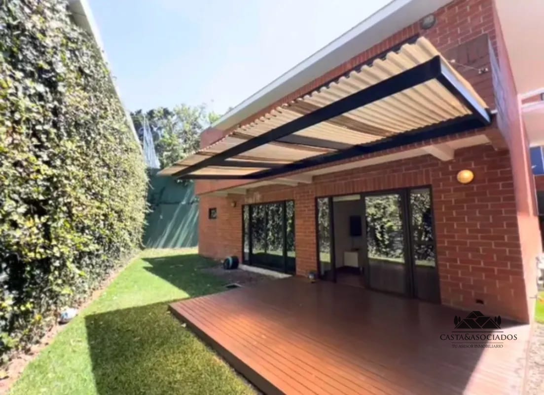 Casa en Venta Entrada a Muxbal — Casa en Venta en Muxbal, Guatemala, Ciudad — foto 1 de 11