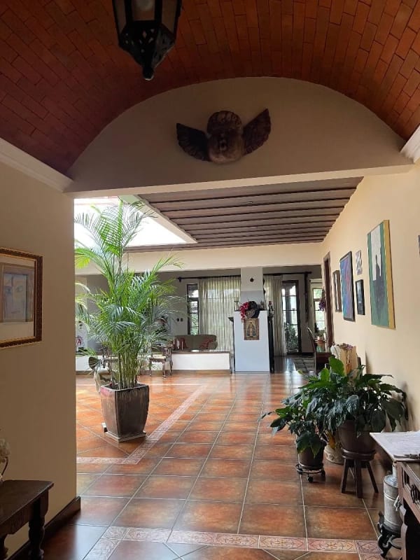 Vendo Casa de un Nivel en Hacienda Nueva Contry Club — Casa en Venta en Hacienda Nueva, San José Pinula, Guatemala, Ciudad — foto 1 de 17