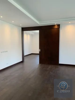 Lindo y amplio apartamento en edificio Echo, zona 14 — Apartamento en Alquiler en Echo, Zona 14, Guatemala, Ciudad — miniatura 1 de 14