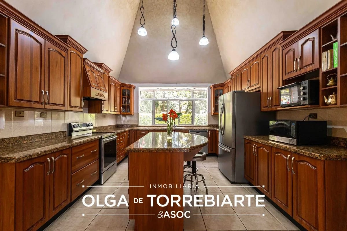 Casa amueblada en Casa y Campo — Casa en Venta en Fraijanes, Carretera a El Salvador, Guatemala, Ciudad — foto 9 de 16