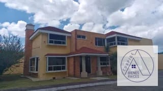 Carr. Salvador Parajes de Muxbal se vende casa amplia y de lujo — Casa en Venta en Carretera a El Salvador, Guatemala, Ciudad — miniatura 1 de 14
