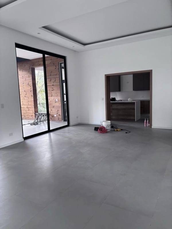 Casa nueva en venta en zona 16, con salida por santa Rosalía — Casa en Venta en Legado del Bosque, Carretera a El Salvador, Guatemala, Ciudad — foto 2 de 3