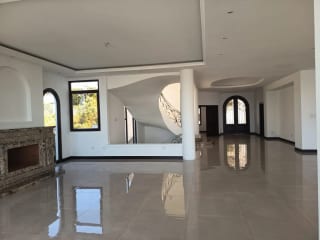 Vendo Espectacular Mansión de Lujo en Altos de Montebello. CAES. — Casa en Venta en Santa Catarina Pinula, Carretera a El Salvador, Guatemala, Ciudad — miniatura 12 de 17