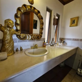 Vendo casa exclusiva En Monte Bello km. 9.5 Carretera al Salvador. — Casa en Venta en Santa Catarina Pinula, Carretera a El Salvador, Guatemala, Ciudad — miniatura 8 de 17